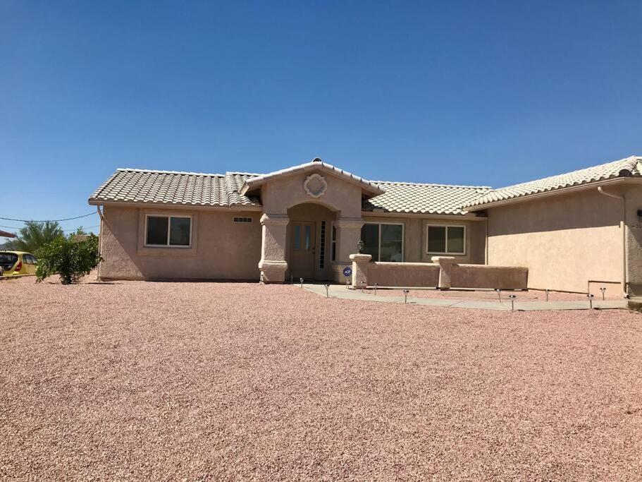 Private View On The Lake Side Of 95! Sleeps 16 Lake Havasu City Luaran gambar