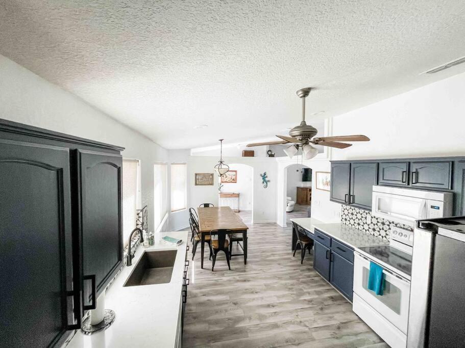 Private View On The Lake Side Of 95! Sleeps 16 Lake Havasu City Luaran gambar