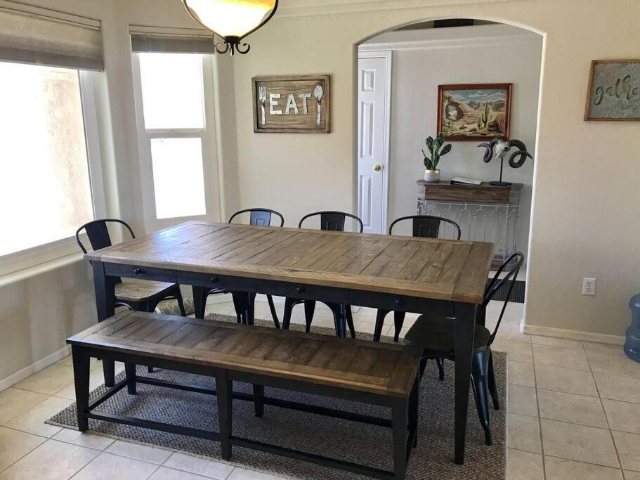 Private View On The Lake Side Of 95! Sleeps 16 Lake Havasu City Luaran gambar
