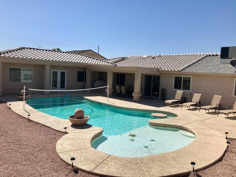 Private View On The Lake Side Of 95! Sleeps 16 Lake Havasu City Luaran gambar