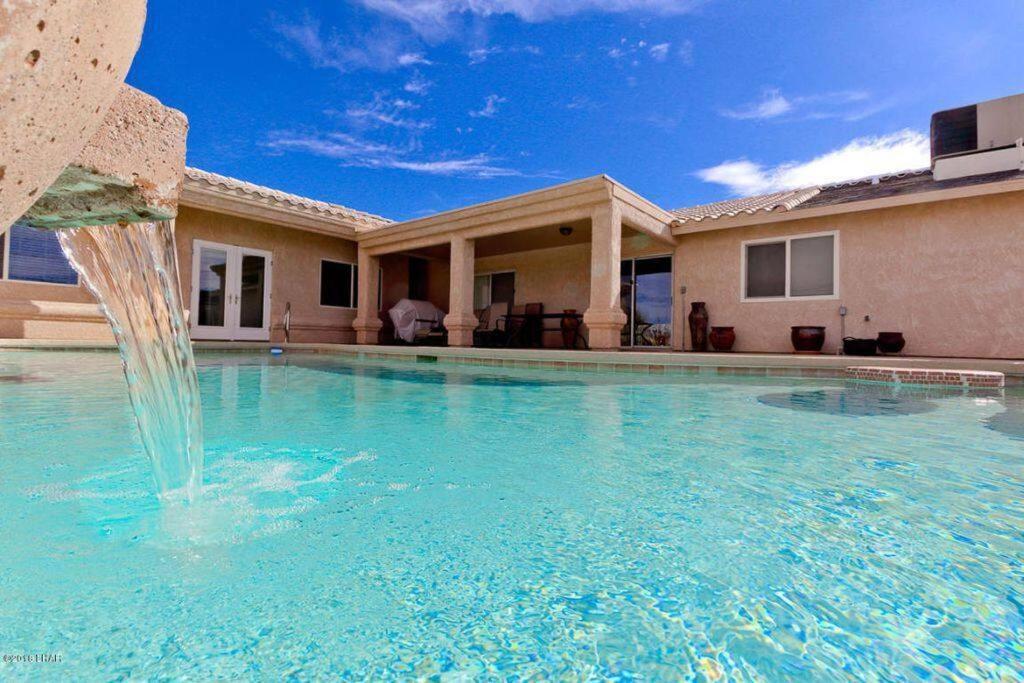 Private View On The Lake Side Of 95! Sleeps 16 Lake Havasu City Luaran gambar