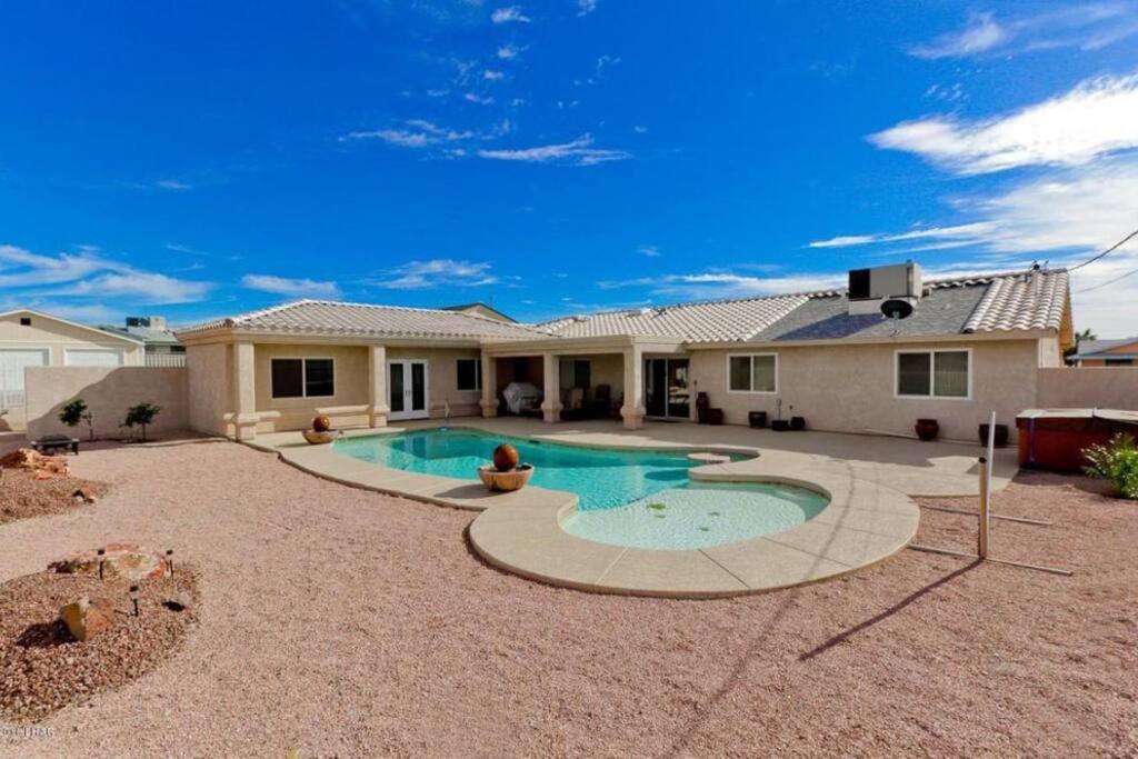 Private View On The Lake Side Of 95! Sleeps 16 Lake Havasu City Luaran gambar
